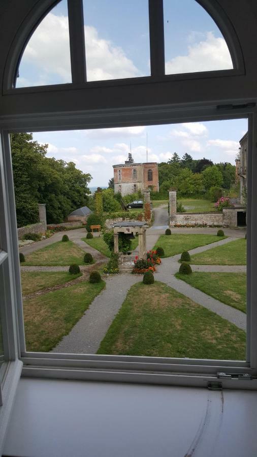 Castel Sainte Marie - Hebergement Борен Екстер'єр фото